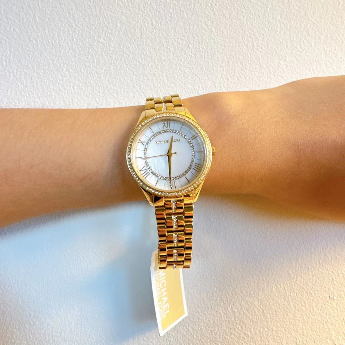 Michael Kors MK3899 Lauryn PVD Steel White MOP Dial Quartz Ladies Watch Michael Kors MK3899 Lauryn PVD Steel White MOP Dial Quartz Ladies Watch